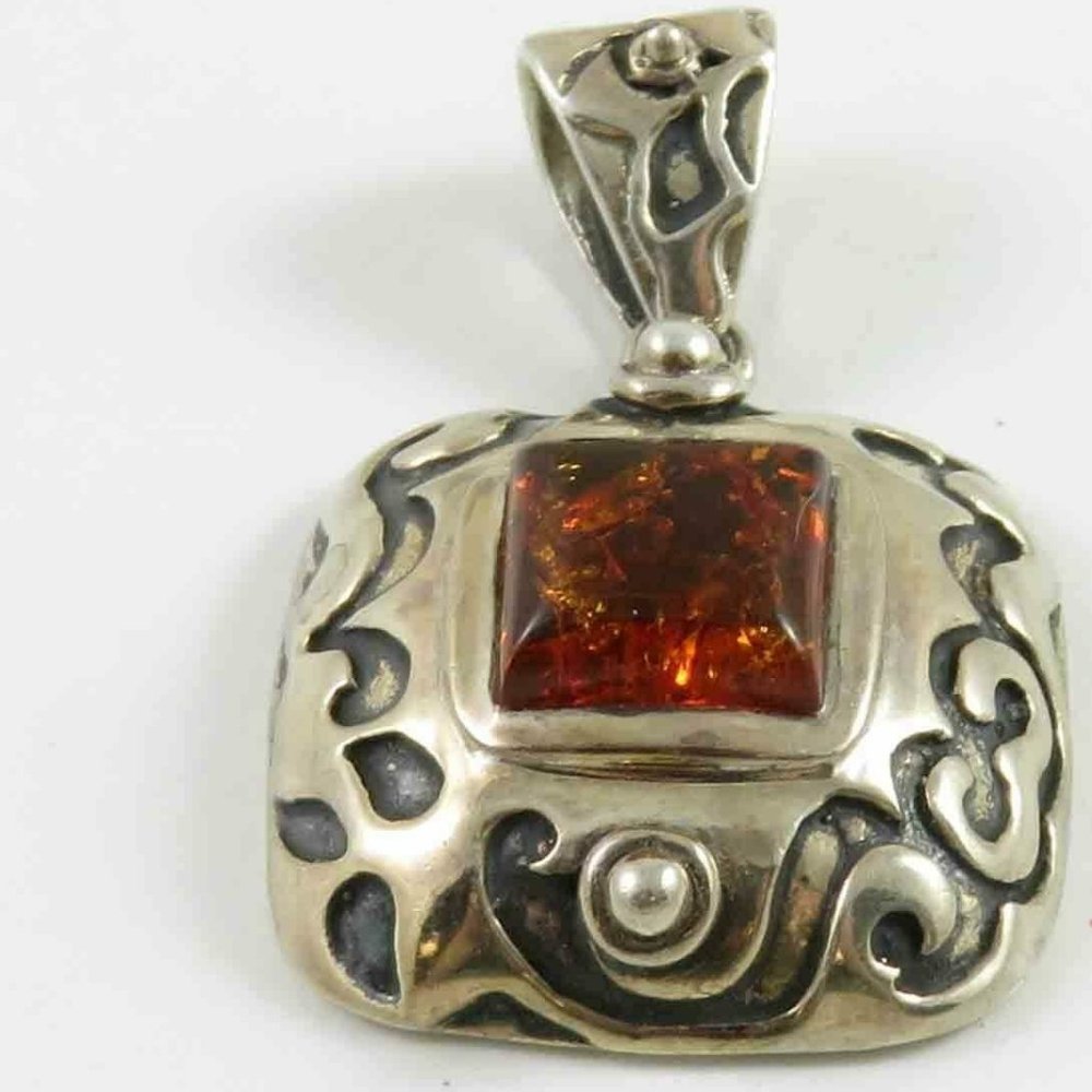 Sterling Silver Vintage 925 Square Amber Pendant (10.3 Grams)